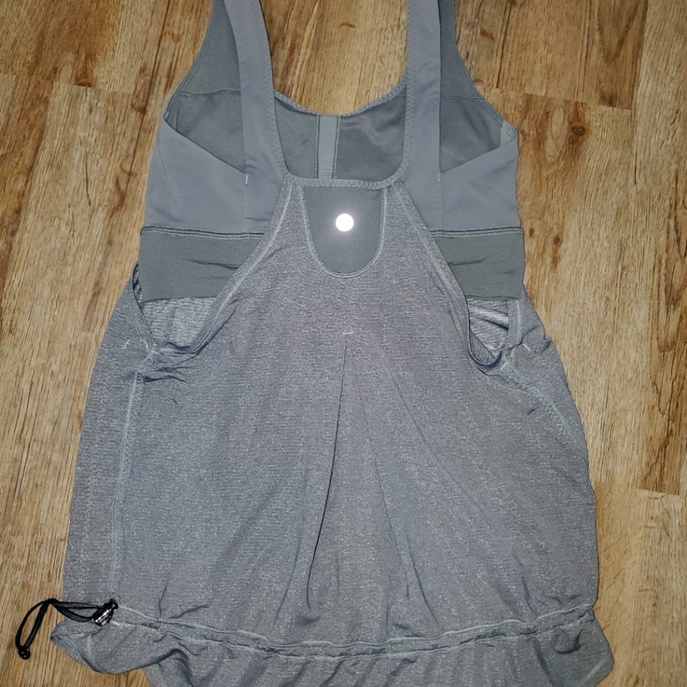 Lululemon, size 6, Grey